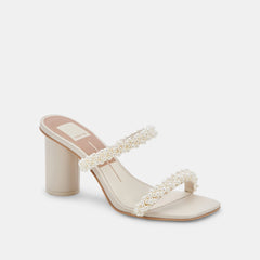 NOEL WIDE HEELS VANILLA PEARLS - re:vita