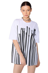 COUNT IT UP SHORT SLEEVE EMBELLISHED T-SHIRT