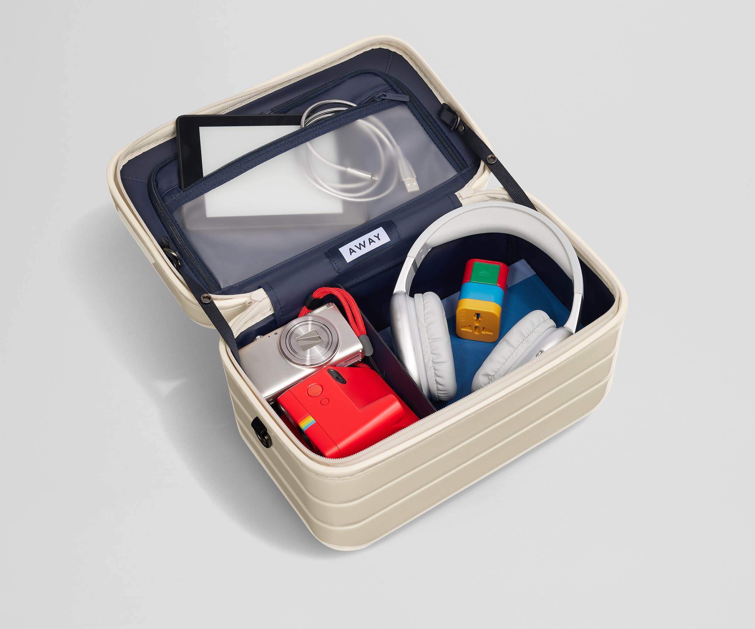 The Train Case in Salt White (Gloss)