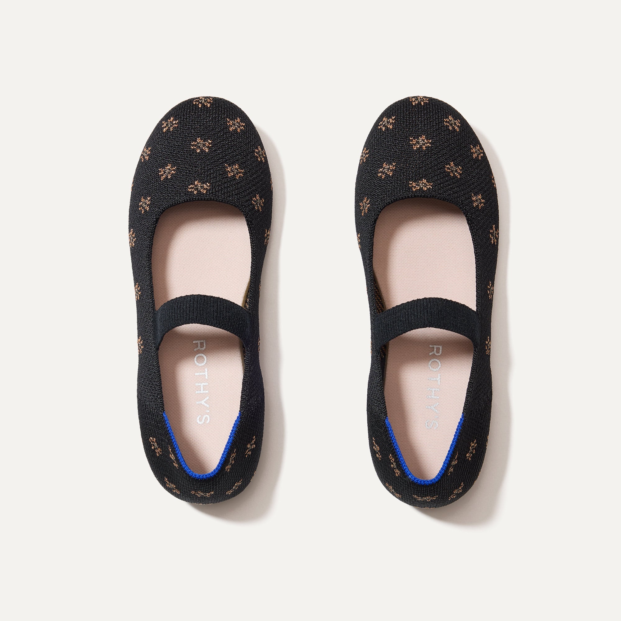 The Kids Mary Jane in Daisy Sparkle shown from the top.
