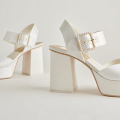 BOBBY PEARL HEELS WHITE PEARLS - re:vita