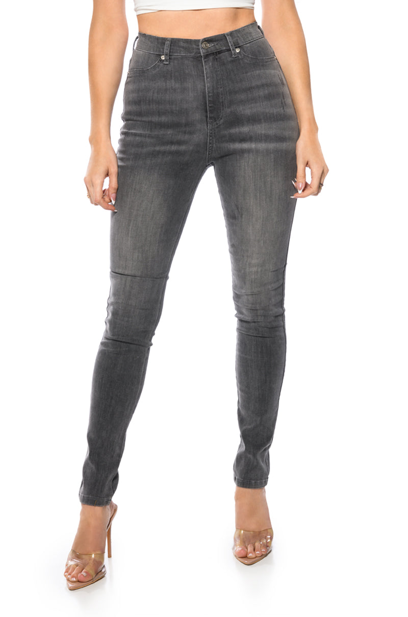 FLEX-FIT HIGH WAISTED SUPER STRETCHY SKINNY JEANS