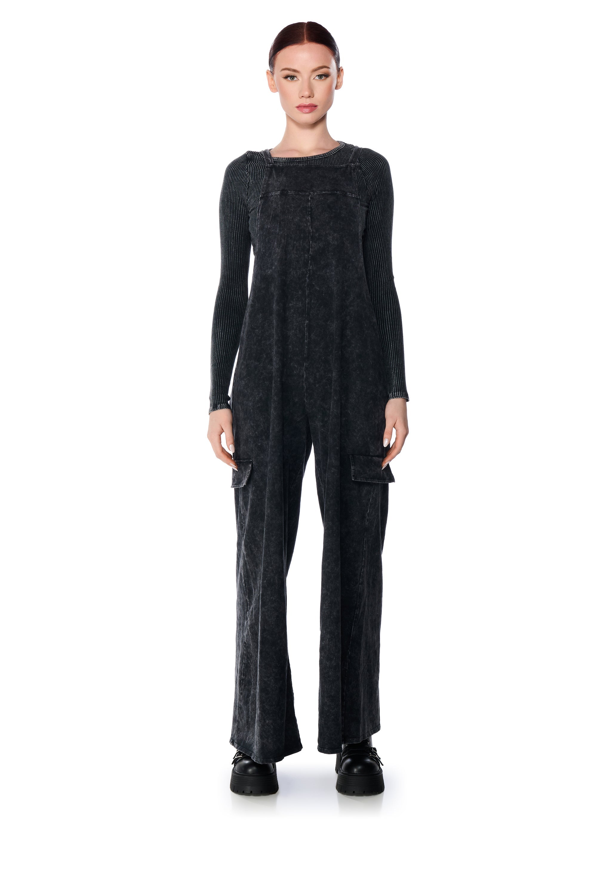 GAIA WASHED LONG SLEEVE TOP IN CHARCOAL