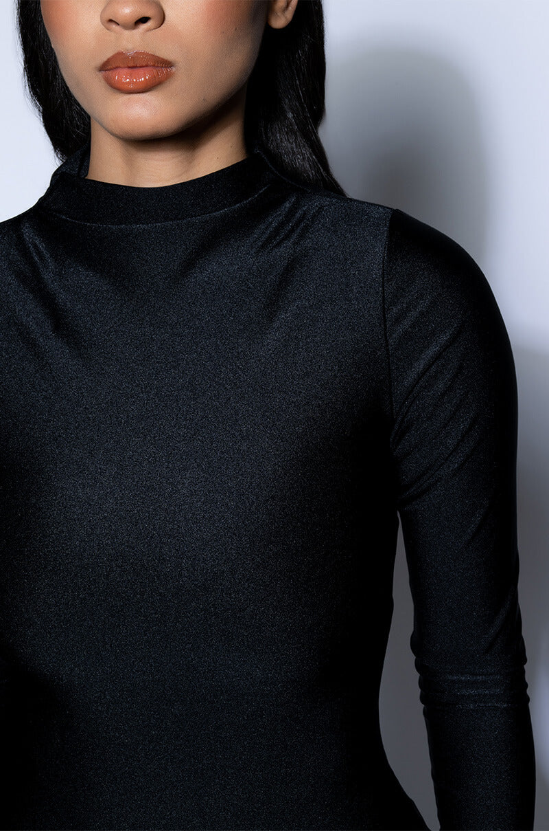 ONE OF ONE LONG SLEEVE MIDI DRESS