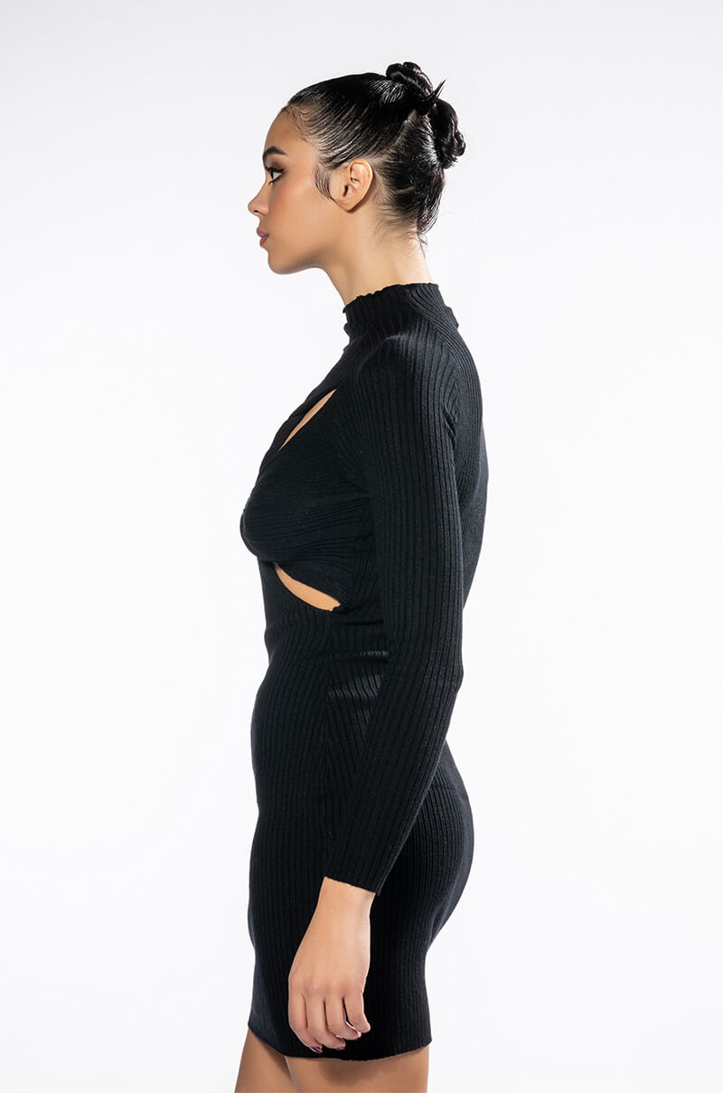 STORYTELLER TWIST FRONT DETAIL MINI DRESS