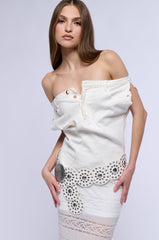 THE WAY I WANT OFF SHOULDER DENIM TOP IN WHITE